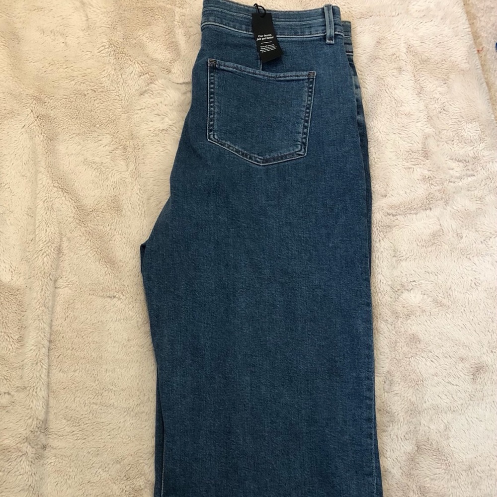Anne Klein The Wide Leg Jean